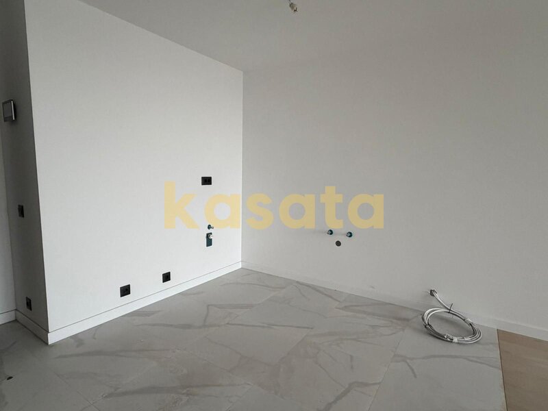 One High District, apartament 2 camere, vedere la lac, nou