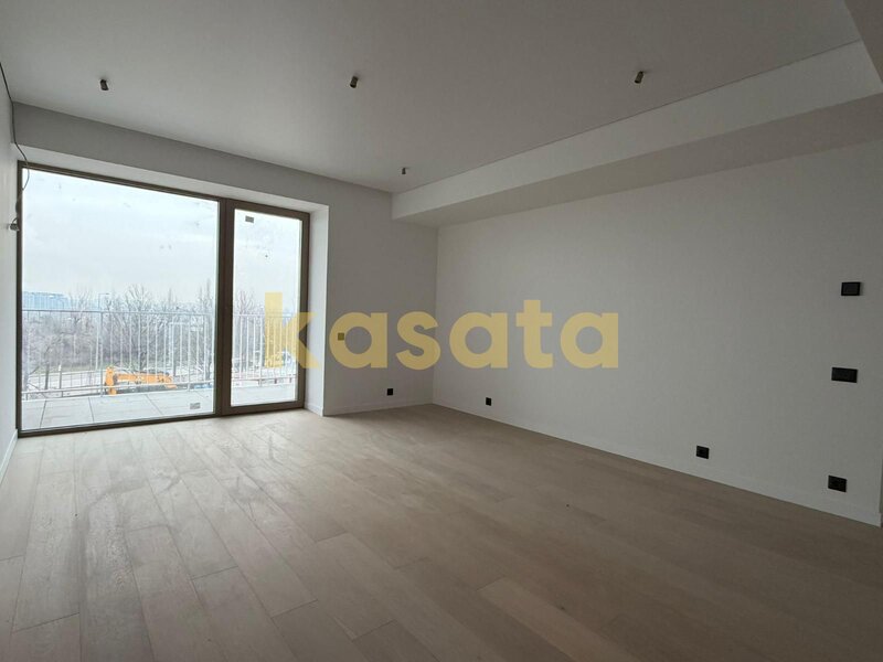 One High District, apartament 2 camere, vedere la lac, nou
