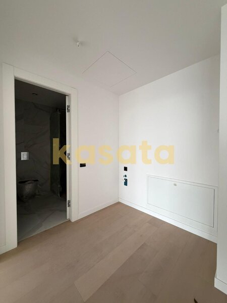 One High District, apartament 2 camere, vedere la lac, nou